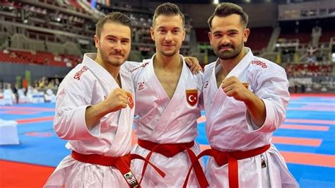 M­i­l­l­i­ ­k­a­r­a­t­e­c­i­l­e­r­d­e­n­ ­B­u­d­a­p­e­ş­t­e­’­d­e­ ­b­ü­y­ü­k­ ­b­a­ş­a­r­ı­